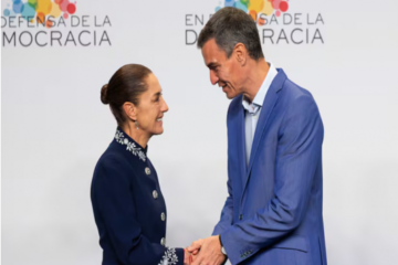 Presidenta Sheinbaum descarta tensiones con España tras reunión con Sánchez en Barcelona