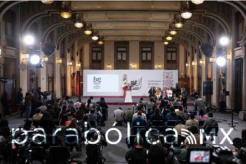 Sheinbaum dirige su encuentro diario con medios desde Palacio Nacional este jueves