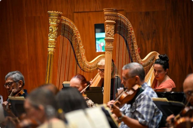 Celebran Día de las Madres con concierto de ópera en la capital mexicana