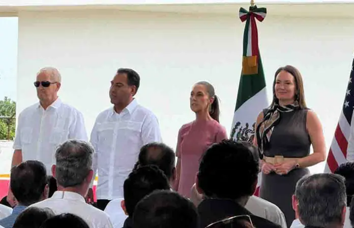 México y Estados Unidos inauguran planta para combatir plaga ganadera con moscas estériles