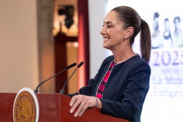 Presidenta Sheinbaum encabeza transmisión matutina con anuncios de salud y bienestar