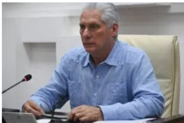 Presidenta Sheinbaum arranca programa de becas Rita Cetina en Colima con inversión de 650 millones
