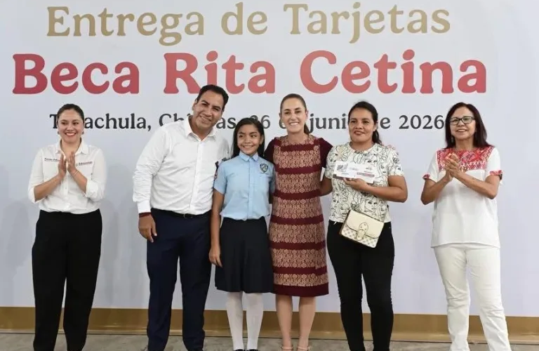 Presidenta Sheinbaum otorga apoyos educativos en Chiapas con la Beca Rita Cetina