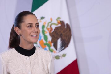 La presidenta Sheinbaum reafirma que México es solidario y fraterno con las naciones: el gobernador de Ontario agradece el apoyo de los bomberos forestales mexicanos que combaten los incendios en Canadá
