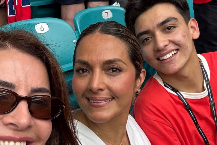Gilberto Mora se deja ver en las gradas del Noruega vs Inglaterra para respaldar a Haaland