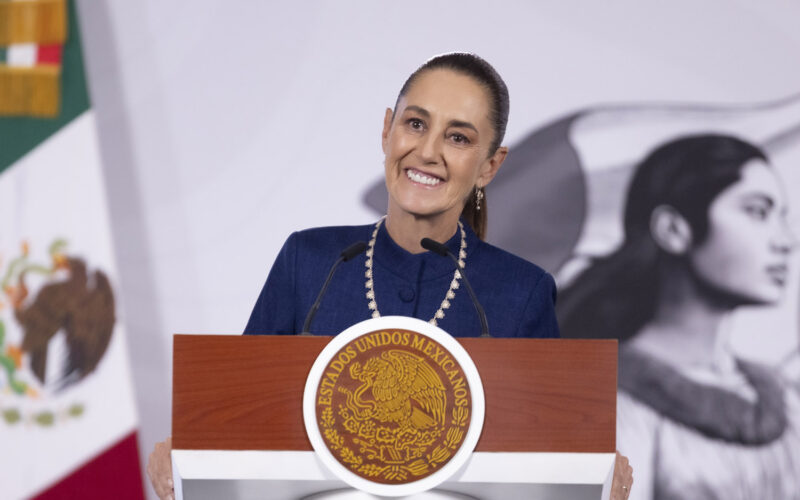  La presidenta Sheinbaum defiende a nuestros hermanos migrantes con denuncias penales contra el ICE, mientras el PRIAN se pronuncia a favor de Trump y no de los paisanos