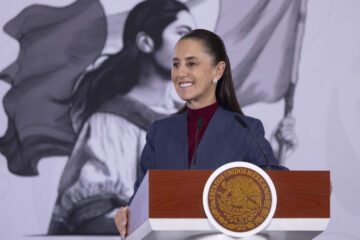  Ricardo Salinas Pliego pide al ICE que deporte a los migrantes mexicanos que recibieron a la presidenta Sheinbaum en Nueva York: el clasismo de la “nueva derecha” al desnudo