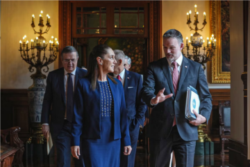 Sheinbaum responde a la nueva medida comercial de Trump: ‘Buscamos que ya no haya sorpresas de nuevos aranceles’ | Economía | EL PAÍS México