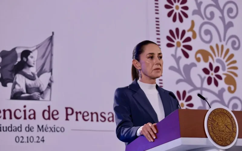 Claudia Sheinbaum encabeza conferencia de prensa en Palacio Nacional este jueves