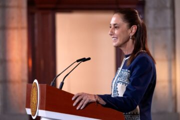 La industria mexicana lleva cuatro meses al alza y julio fue el mejor mes en los últimos 33: construcción y manufactura se fortalecen y la presidenta lo confirma en la Mañanera