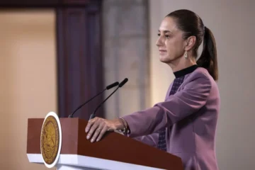 Anabel Hernández queda nuevamente exhibida por mentir, ahora fue en Estados Unidos sobre Ayotzinapa: fue testigo a favor para la solicitud de asilo político del juez de barandillas en Iguala, hoy hay pruebas científicas que la desmienten
