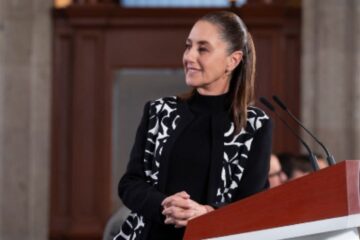 Claudia Sheinbaum vuelve a encabezar la conferencia matutina en Palacio Nacional