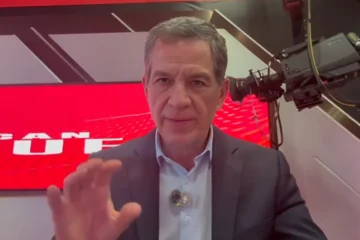 Javier Alarcón critica el desempeño de Cruz Azul y defiende la integridad de sus jugadores argentinos