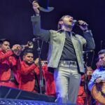 Joss Favela emociona a la gente en los festejos del Grito en Chihuahua