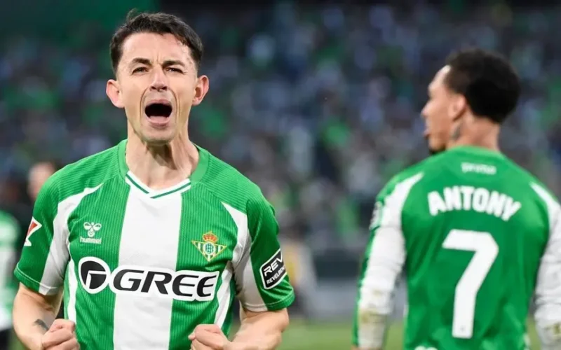 Posible salida de Álvaro Fidalgo del Real Betis ante necesidad de nuevos refuerzos