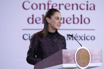 La presidenta Sheinbaum exhibe el entreguismo del panista Mauricio Kuri al permitir una academia policial del embajador Ronald Johnson sin autorización del Gobierno de México: es violar la soberanía y la Constitución