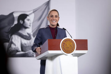 La presidenta Sheinbaum le entrega al pueblo trabajador el IMSS que el PRIAN desmanteló durante seis sexenios: 12 acciones, 11 mil 745 millones de pesos, aumento salarial del 8% y 10 mil 939 basificaciones en 120 días