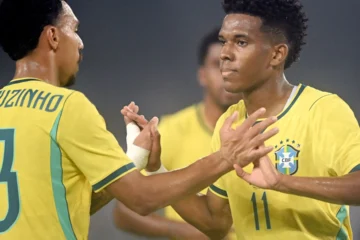 Brasil derrota con goleada a la India en su primer encuentro histórico