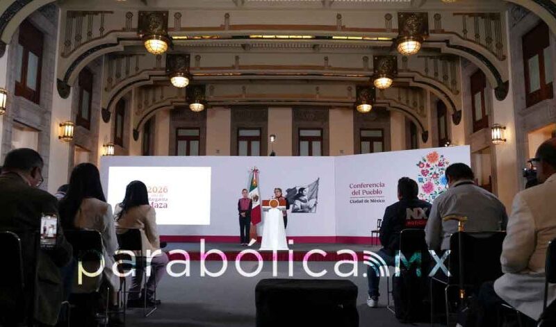 Claudia Sheinbaum sostiene diálogo con la prensa desde Palacio Nacional