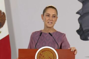 Claudia Sheinbaum sostiene que la actividad política de López Obrador continúa a través de sus escritos