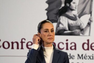 La presidenta Claudia Sheinbaum exige pruebas sobre supuestos disparos en la frontera durante la mañanera