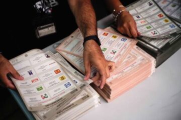 Claudia Sheinbaum propone transformar Talleres Gráficos en empresa para combatir el control de proveedores privados