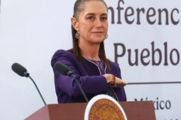 La presidenta Claudia Sheinbaum encabeza la conferencia matutina de este jueves