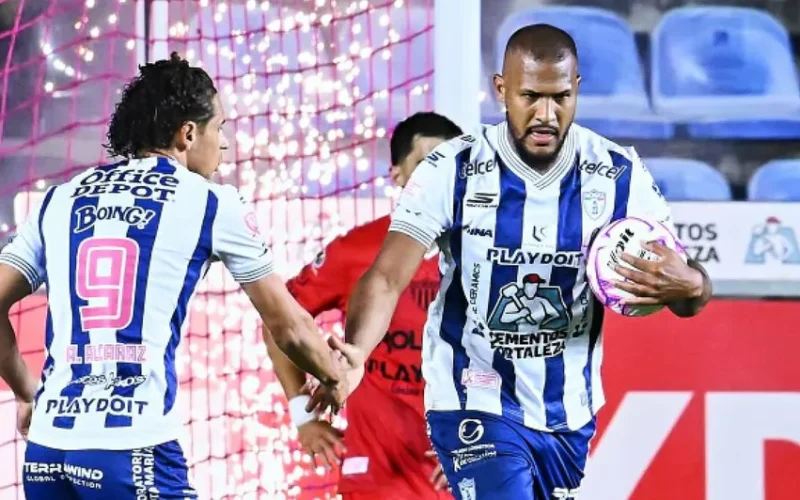 Salomón Rondón lidera la tabla de goleo de la Liga MX con 12 anotaciones
